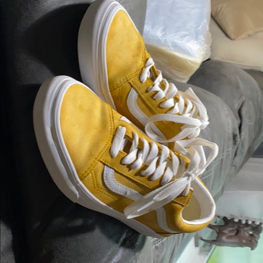 Women’s size 9 Vans. Worn once
